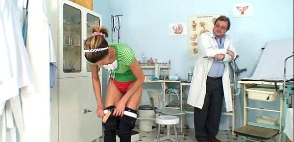  Angela have pussy speculum examined by gyno doctor